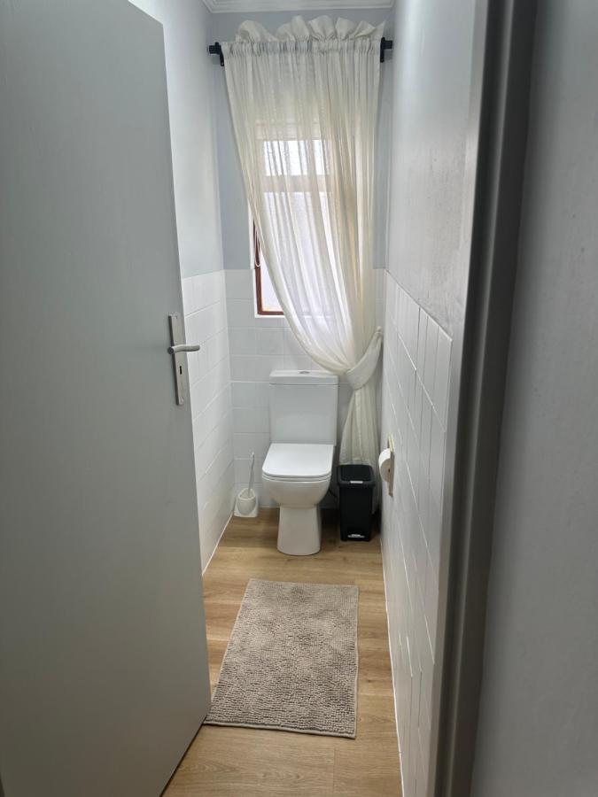 Tranquil Private Rooms 허머너스 외부 사진
