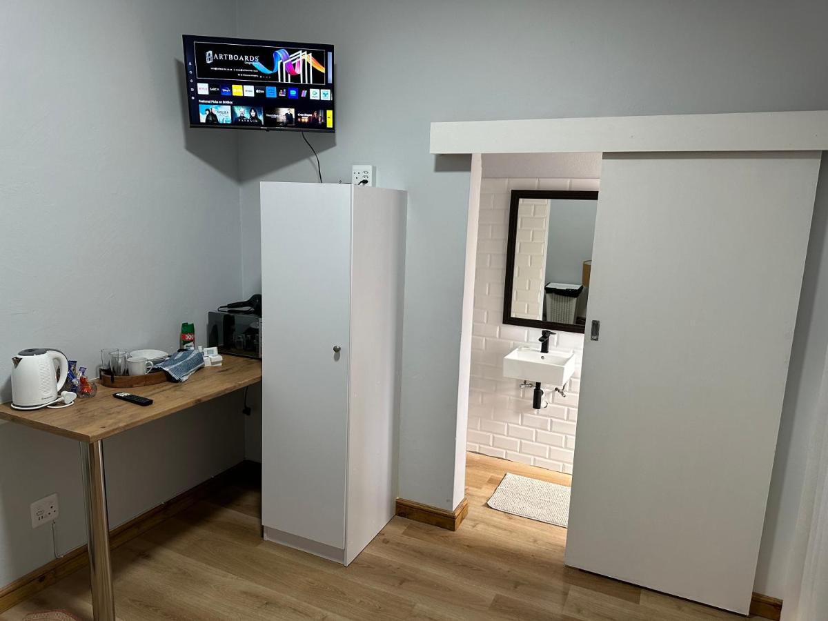 Tranquil Private Rooms 허머너스 외부 사진