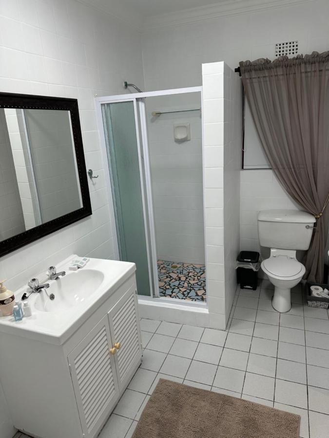 Tranquil Private Rooms 허머너스 외부 사진